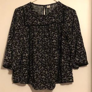 Long sleeve floral shirt